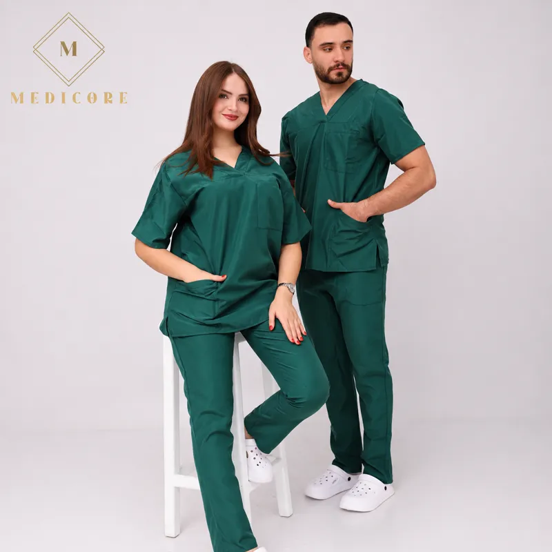 Tenue Médicale Basic Unisexe Verte - Confort et Durabilité